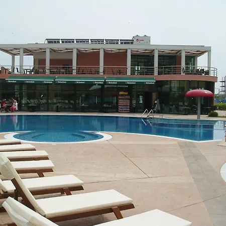 Aparthotel Pollo 3*