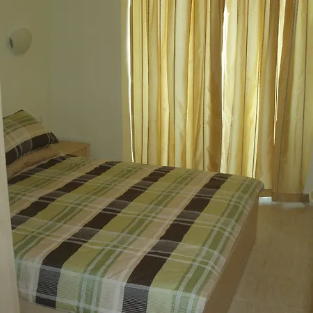 Aparthotel Pollo 3*